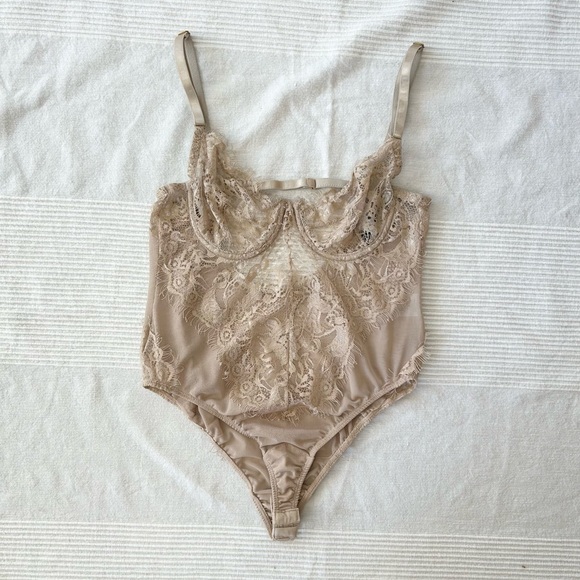 Nude Coloured Lace Bodysuit By Tic Toc - Picture 2 of 12